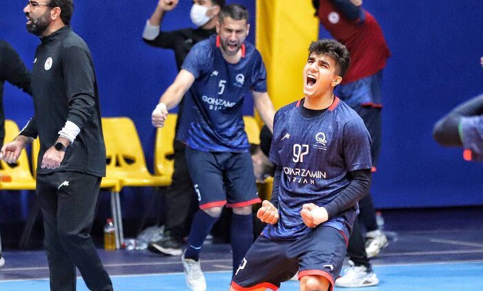 بُرد سیرجانیها مقابل ایرالکو بدون بازیکنان ملیپوش