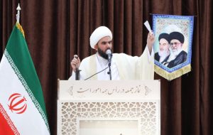 امام جمعه بندر امام(ره): دستگاه قضایی با جدیت استخدام‌های غیربومی را پیگیری کند