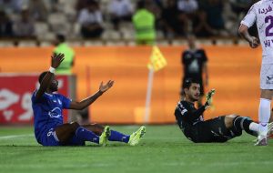 دروازه‌بان هوادار: تا امید داریم می‌جنگیم/ VAR تازه نقش خود را نشان داده است