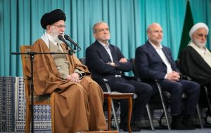 پیگیری و اجرای قوانین اولویت مهم مجلس و دولت