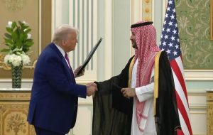 آمریکا و عربستان توافقنامه شراکت اقتصادی راهبردی امضا کردند