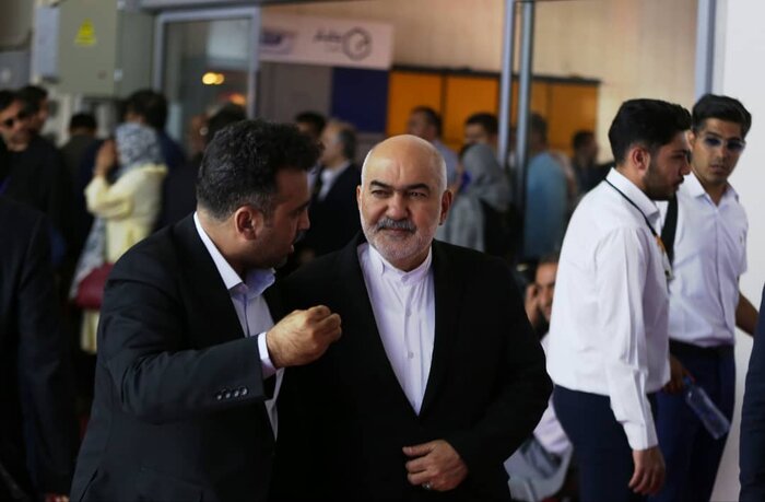 استاندار خوزستان: حمایت از تولیدکنندگان بومی را وظیفه خود می‌دانیم