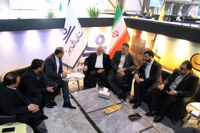 استاندار خوزستان: حمایت از تولیدکنندگان بومی را وظیفه خود می‌دانیم