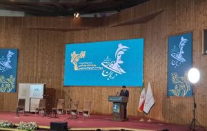 روز پاسداشت زبان فارسی را روز هویت بنامیم