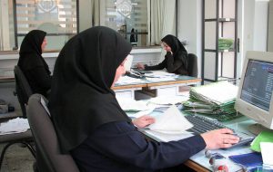 سهم زنان از جامعه کارمندی بیشتر شد سهم زنان از جامعه کارمندی بیشتر شد