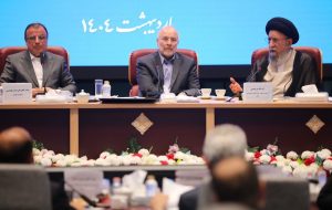 قالیباف در شورای برنامه‌ریزی گلستان: در جنگ اقتصادی هستیم