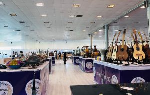 نمایشگاه موسیقی کودک و نوجوان برای بازدید علاقه‌مندان برقرار است
