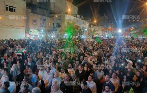 فیلم| جشن غدیر اهواز؛ حمایت از وعده صادق سه فیلم| جشن غدیر اهواز؛ حمایت از وعده صادق سه